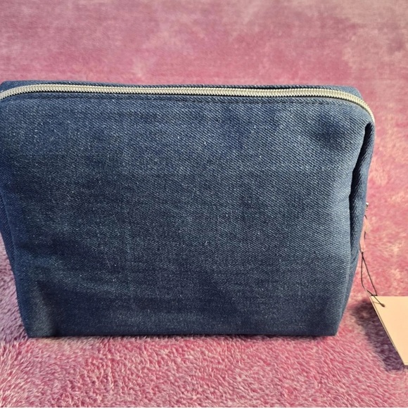 Juicy Couture Denim Blue Cosmetic Bag with Pink Accents - Picture 5 of 6